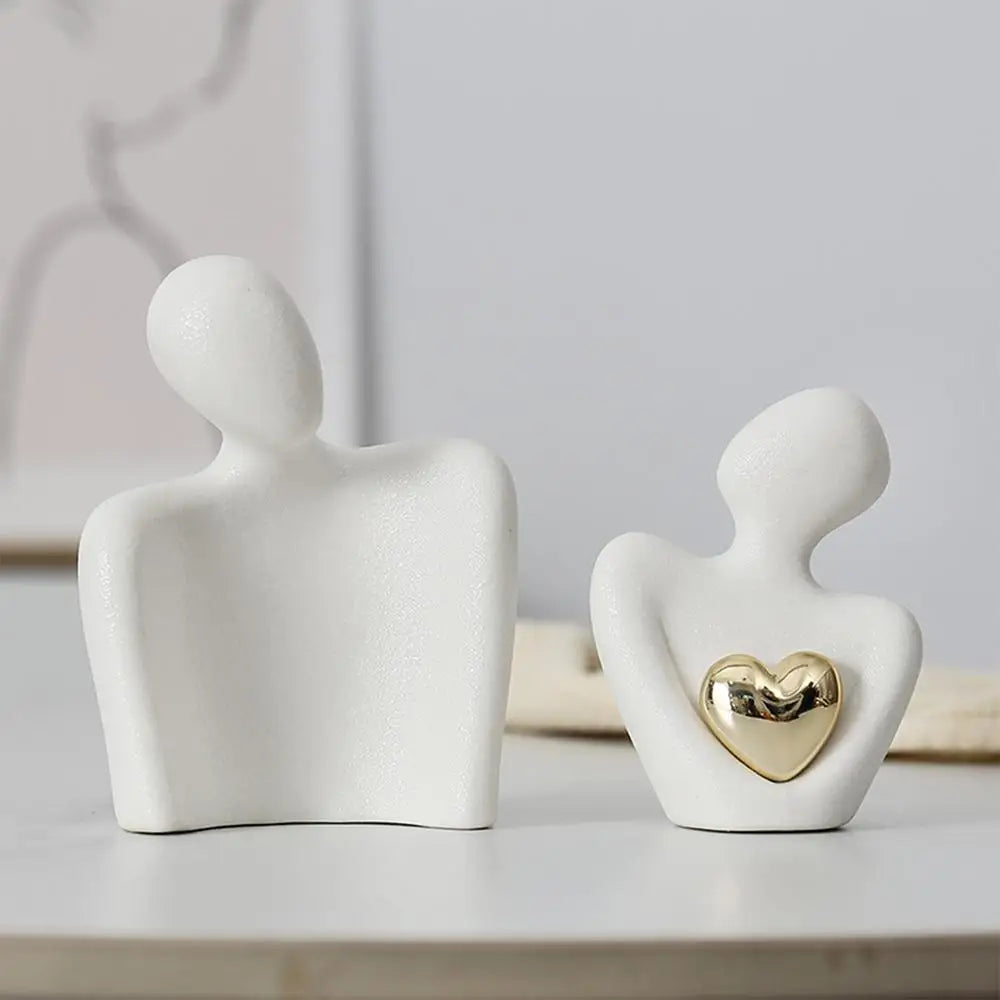 Nordic Embrace – Modern Ceramic Couple Sculpture for Home Decor